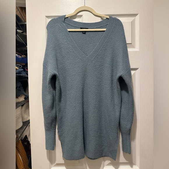 HALOGEN Cozy V-Neck Tunic Sweater - Blue Citadel - Picture 4 of 5